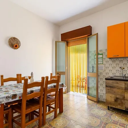 Casa Asia A 10 Metri Dal Mare * Torre Lapillo