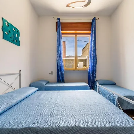 Casa Asia A 10 Metri Dal Mare *