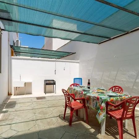 Casa Asia A 10 Metri Dal Mare